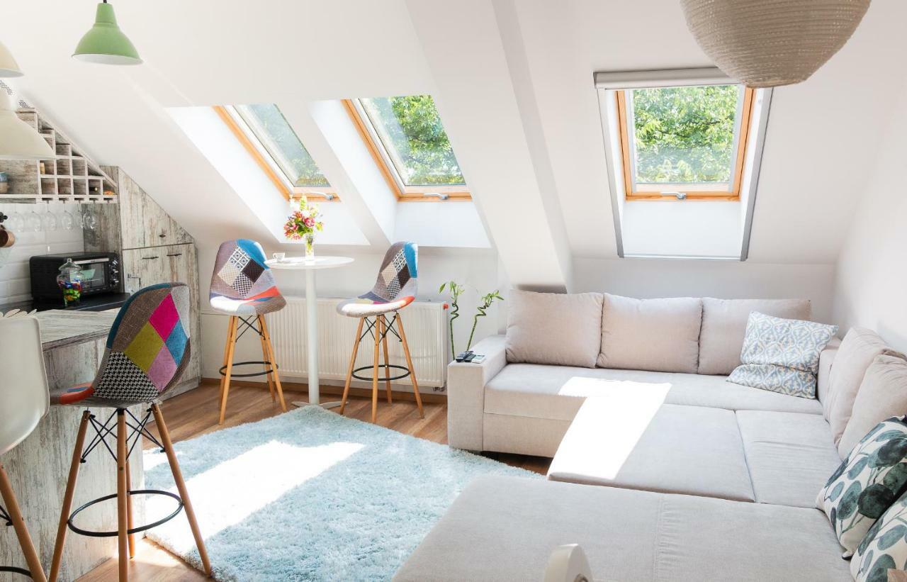 Cozy Flat In The Heart Of The City Oradea Ngoại thất bức ảnh